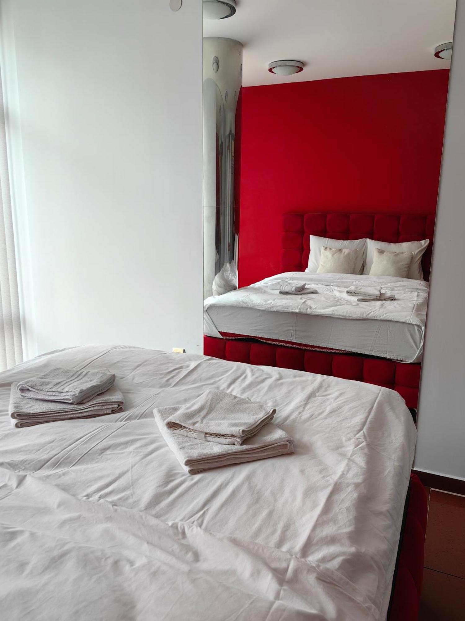 2 Bedrooms Apartment. Plowdiw Exterior foto